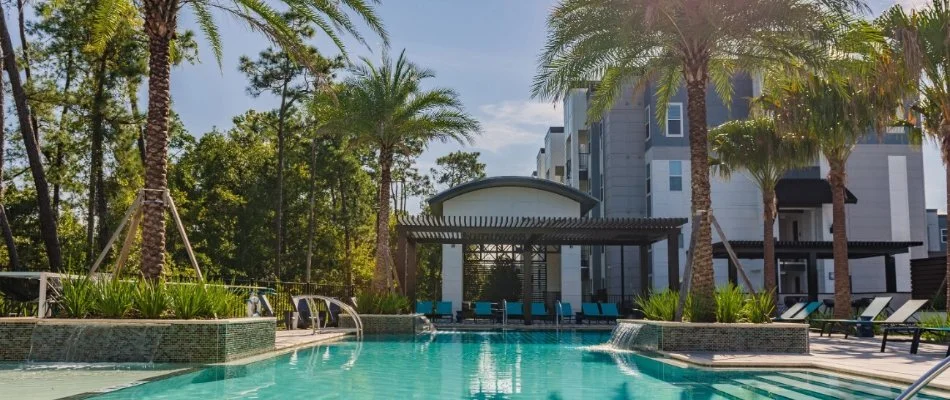 Commercial building with landscaping and trees in Orlando, FL.